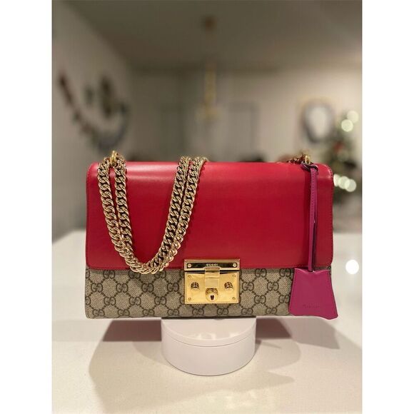 Gucci Women's Red GG Supreme Padlock Medium Shoulder Bag - Picture 1 of 16